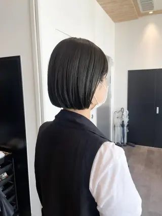 ショート カラー ヘアアレンジ ミニボブ/ブリーチ 🌈MISATOのヘアスタイル
