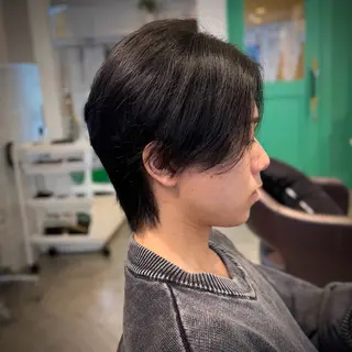 ショート メンズ ハッシュ・ウルフ🐺 小顔レイヤー松山直史のヘアスタイル