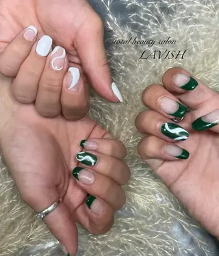 ネイル LAVISH 大和店 🤱子連れ大歓迎のネイルデザイン