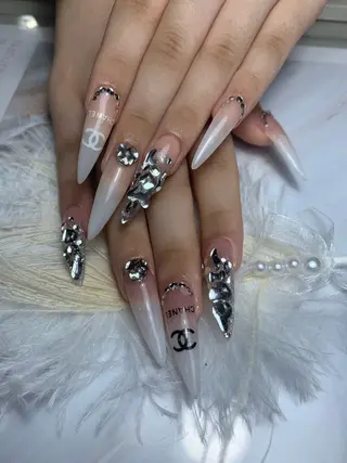 ネイル akina nailsのネイルデザイン