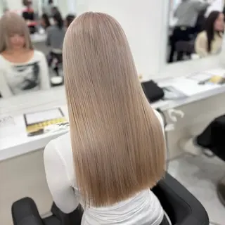 ロング カラー ベージュ🥣レイヤー 🎀Himari🎀のヘアスタイル
