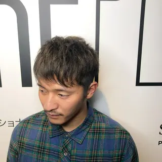 カラー メンズ 宮下 愛璃紗のヘアスタイル