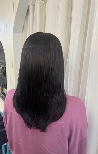 カラー 新城 奈央のヘアスタイル