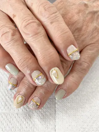 ネイル レイレア ネイルルームのネイルデザイン