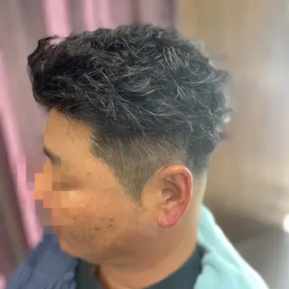 パーマ メンズ ヘアーサロン ＳＯRＡお顔剃りのエステ・リラクイメージ