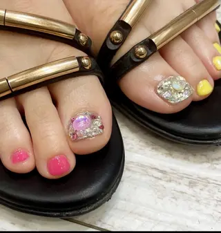ネイル アイブロウ salon ナチュレのネイルデザイン