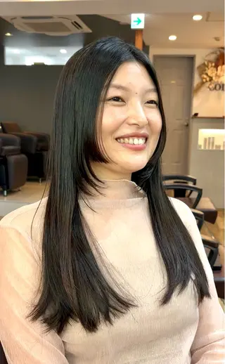 ロング 浅海 和孝のヘアスタイル