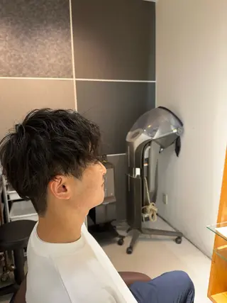 パーマ メンズ 髪質改善カラー メテオ 晟之介のヘアスタイル