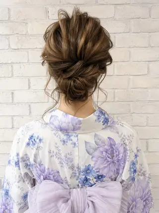 ヘアアレンジ あやか 白髪ぼかしハイライトのヘアスタイル