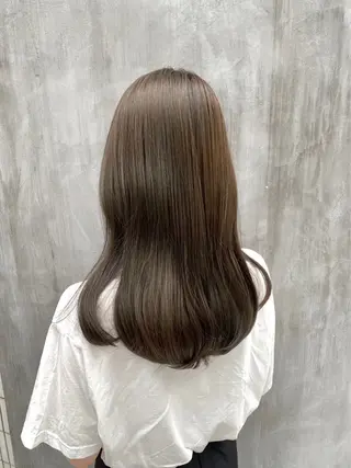 ロング hana/ナチュラル カラー/縮毛矯正のヘアスタイル