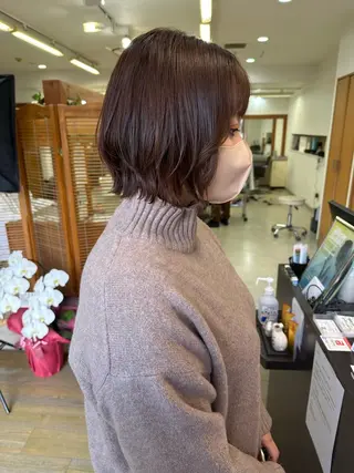 ショート ブリーチカラー🫧 森　凪沙のヘアスタイル