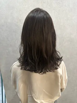 セミロング 艶カラー/ショート ボブ/TOSHIKIのヘアスタイル