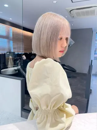 ショート カラー Aster 店長 れおんのヘアスタイル