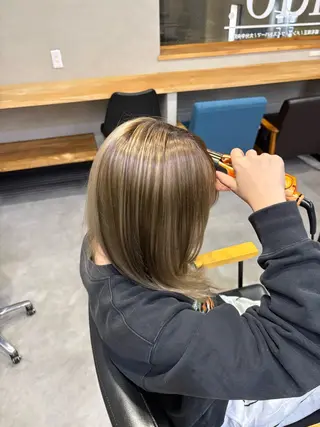 カラー いのうえ はるかのヘアスタイル