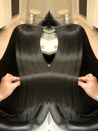 ロング パーマ 🩵レイヤー✖︎ 髪質改善🩵リョウヤのヘアスタイル