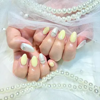 ネイル WISTERIA ainaのネイルデザイン