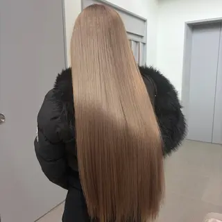 ロング カラー ☪️ブリーチ特化施術 /レイヤー🪽aiのヘアスタイル