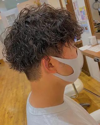 パーマ メンズ 原田 涼矢のヘアスタイル