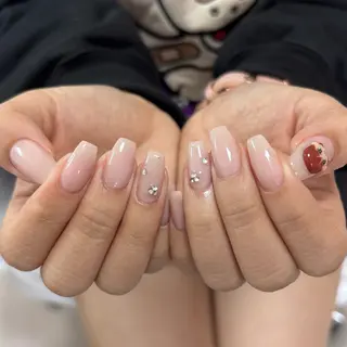 ネイル nailist mayu 💅🏻のネイルデザイン