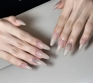 ネイル エリ🫧 nail池袋東口のネイルデザイン
