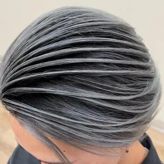 ショート カラー メンズ メンズ特化カットパー マカラー坂田柊のヘアスタイル