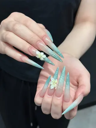 ネイル Eli Muse 新宿ネイルのネイルデザイン