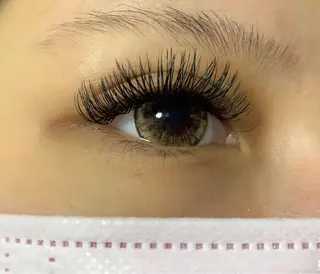 マツエク・マツパ eyelash Anmut Lunaのマツエク・マツパデザイン