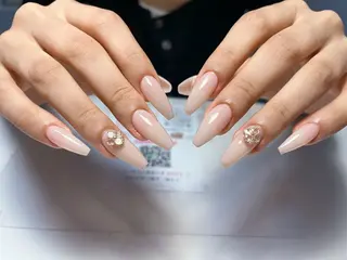 ネイル 心斎橋Mione nail salonのネイルデザイン