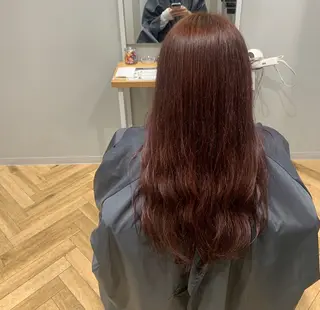 ロング カラー 山崎 美羽のヘアスタイル