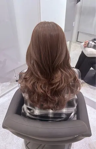 カラー Arisa /アシスタントのヘアスタイル