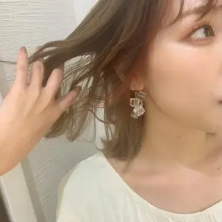 ミディアム 佐々木 優衣のヘアスタイル