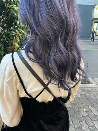 ロング カラー akane .のヘアスタイル