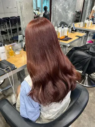 ロング カラー ハイトーンカラー 🦄レイヤーカットのヘアスタイル