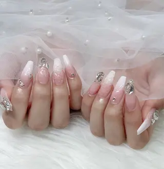 ネイル Mimi Nail_Royalのネイルデザイン