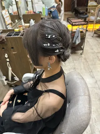 ミディアム ヘアアレンジ カット スパのヘアスタイル