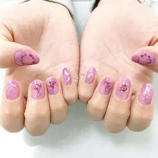 ネイル 板垣 綾乃のネイルデザイン