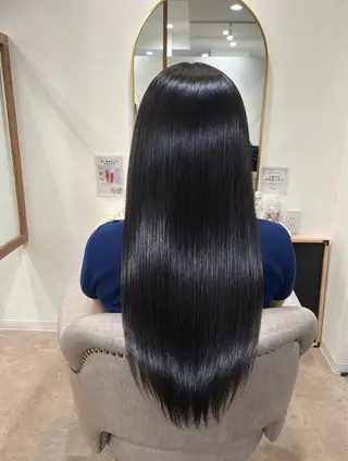 ロング OHANA by feeのヘアスタイル