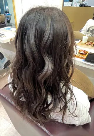 ミディアム カラー/塚原里沙 川崎のヘアスタイル