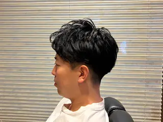 ショート メンズ✂️レディス 岩井勇磨のヘアスタイル