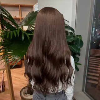 ロング カラー 上木 亜倭のヘアスタイル