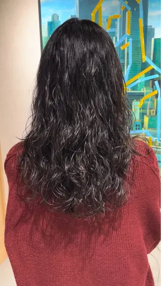 セミロング 瓦井 慧のヘアスタイル