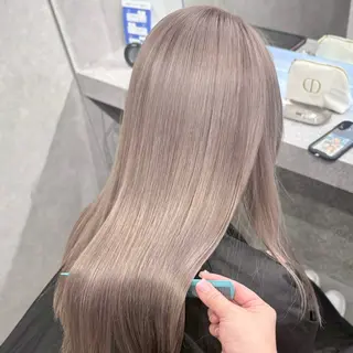 カラー Yoshiいろあそび 八王子/ハイトーンのヘアスタイル