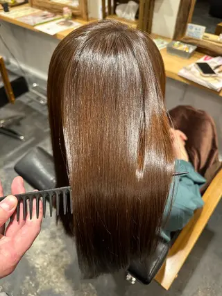 ロング 福井 優のヘアスタイル
