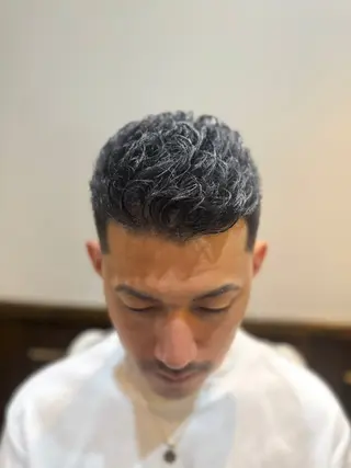 ショート 近藤 真のヘアスタイル