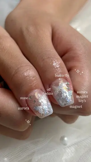 ネイル new me"のネイルデザイン