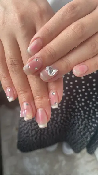 ショート カラー ネイル tetty nailsalonのネイルデザイン