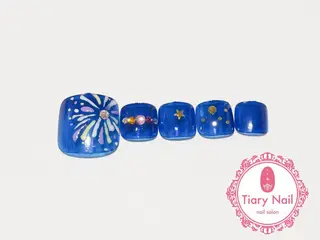 ネイル tiarynail K K🐼のネイルデザイン