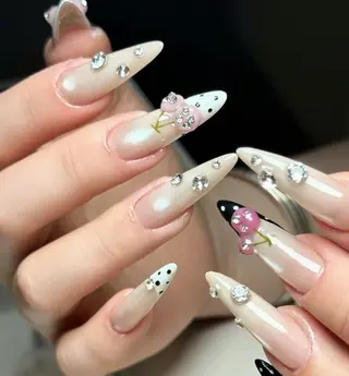 ネイル TiTi Nail🫧のネイルデザイン