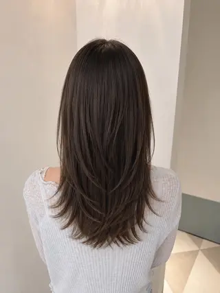 ロング ヒナ/酸性ストレート ・艶カラー🌿のヘアスタイル