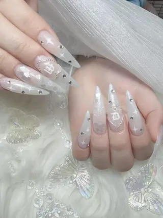 ネイル yukina 長さ出しネイル専門店のネイルデザイン
